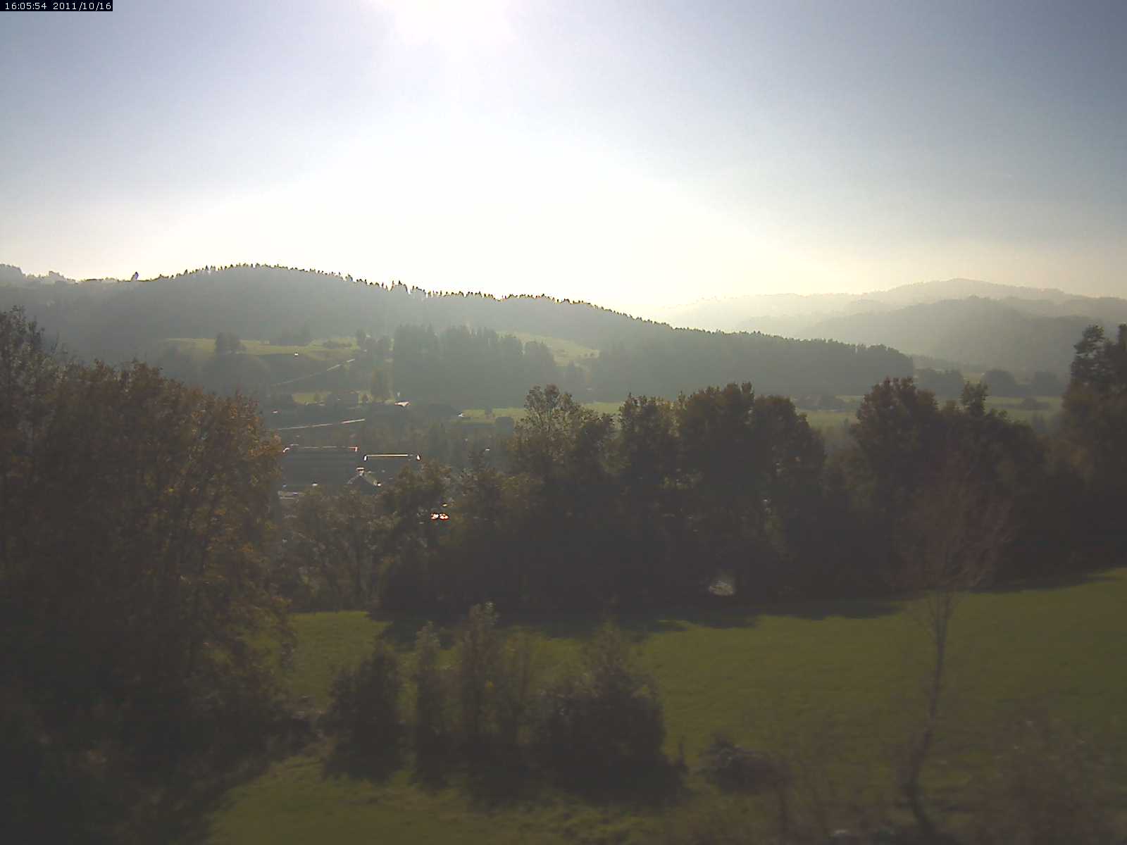 Webcam-Bild: Aussicht vom Dorfberg in Langnau 20111016-160600