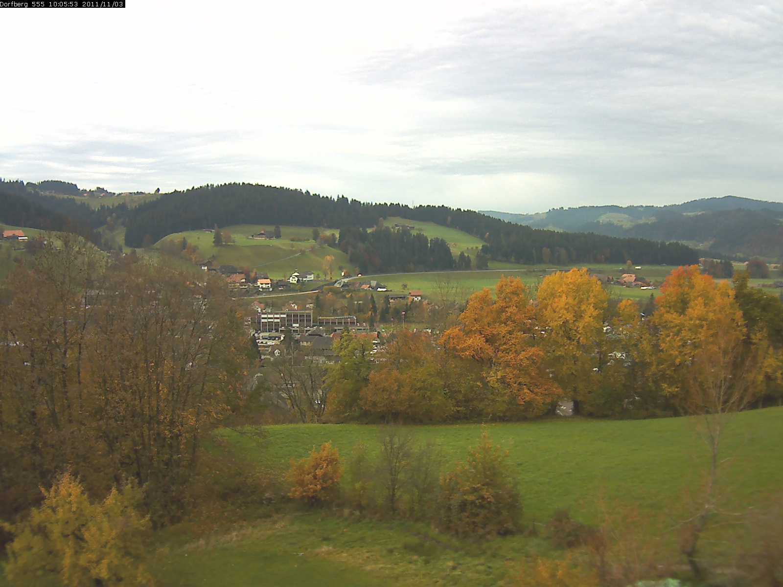 Webcam-Bild: Aussicht vom Dorfberg in Langnau 20111103-100600