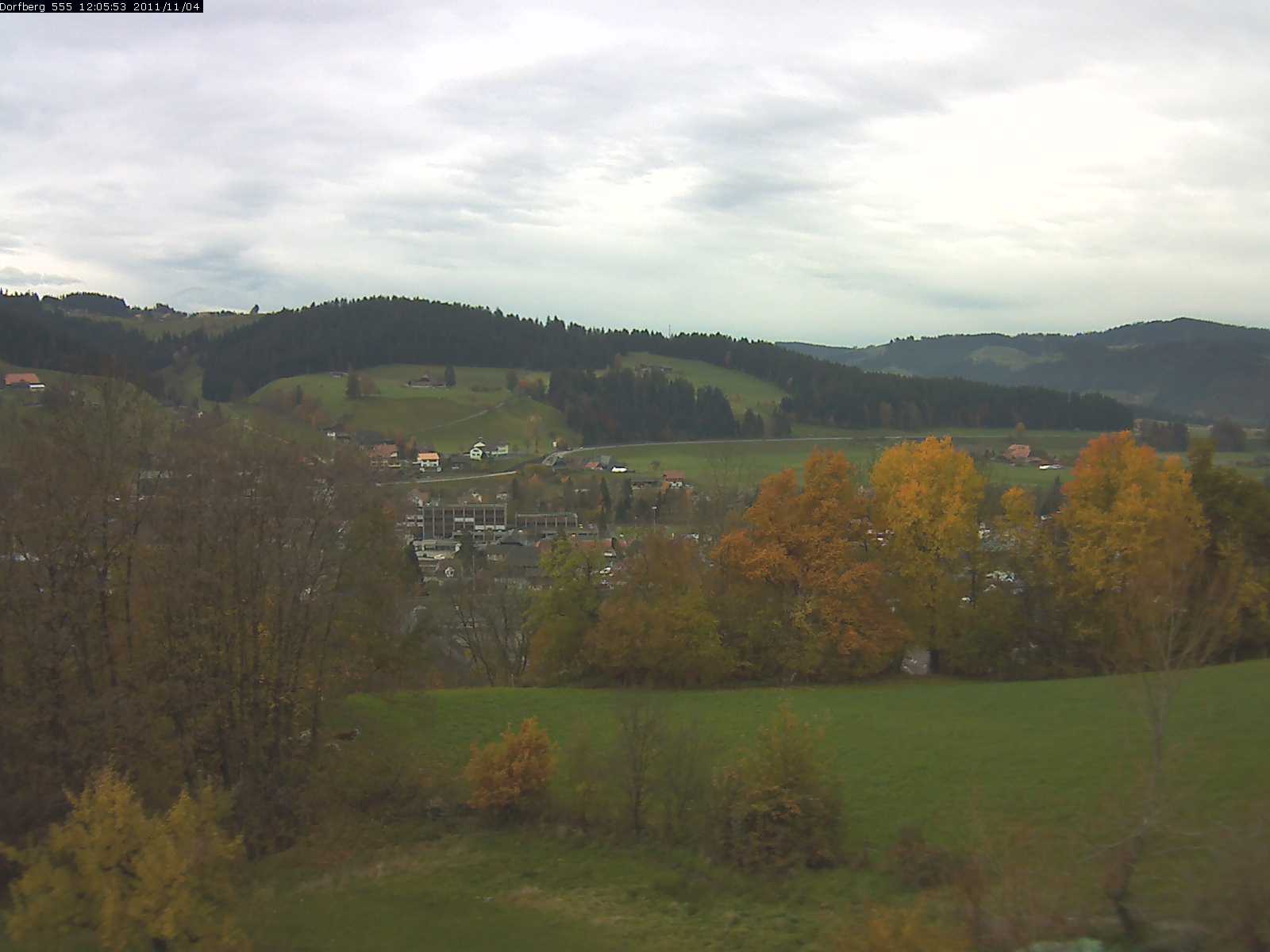 Webcam-Bild: Aussicht vom Dorfberg in Langnau 20111104-120600