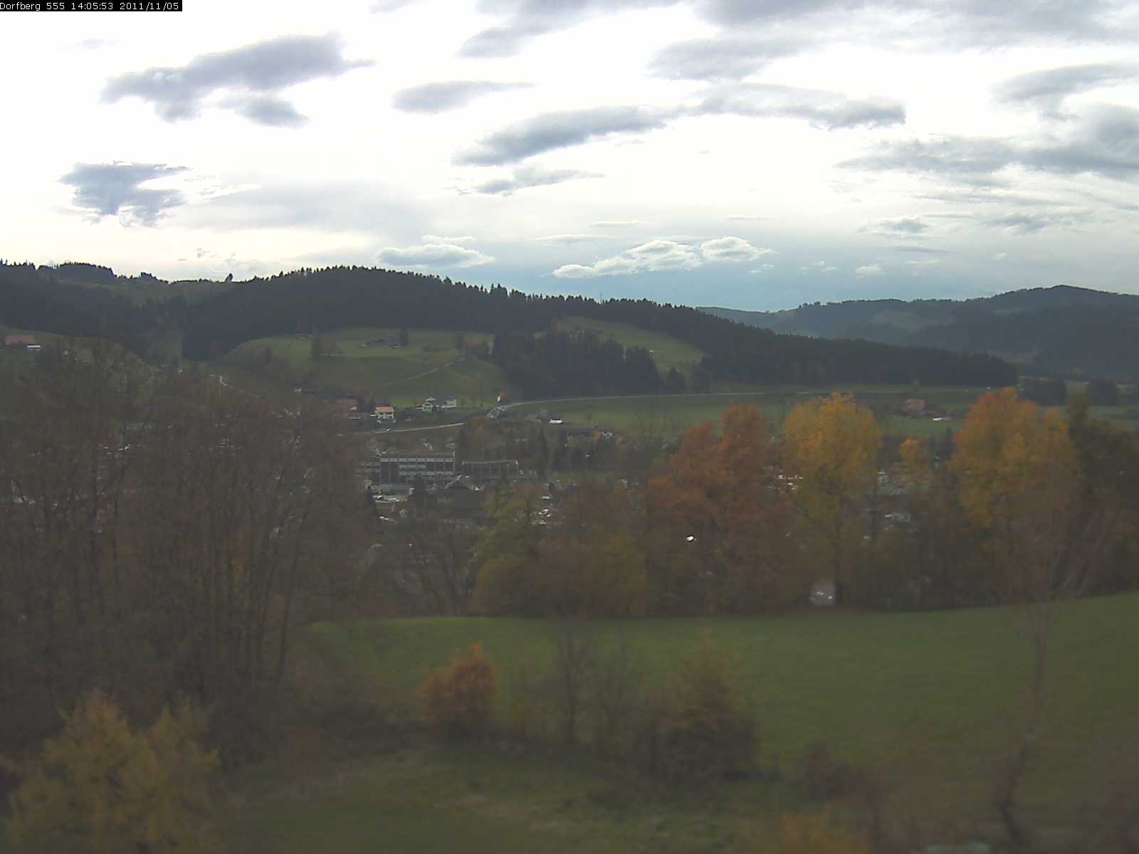 Webcam-Bild: Aussicht vom Dorfberg in Langnau 20111105-140600