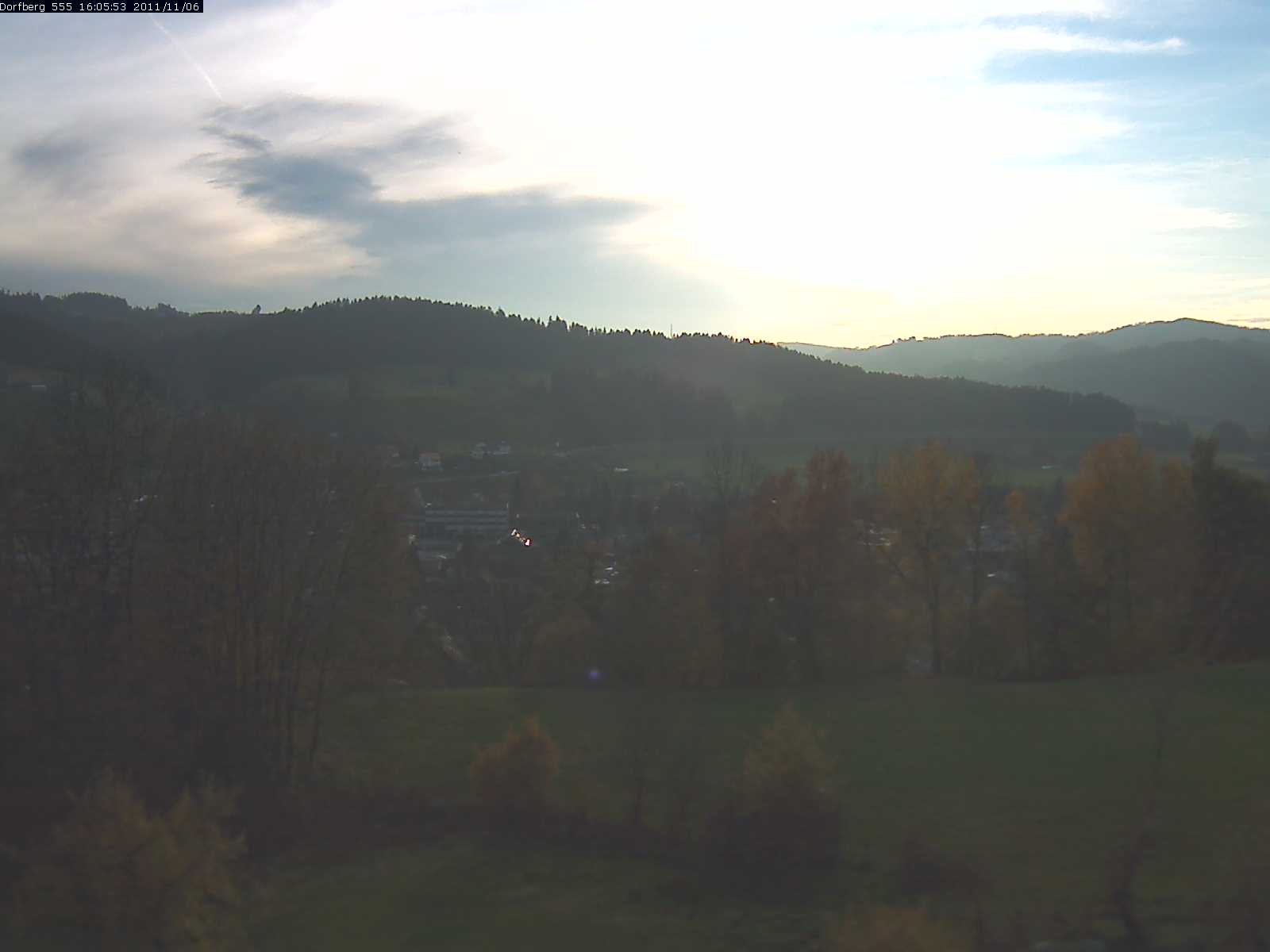 Webcam-Bild: Aussicht vom Dorfberg in Langnau 20111106-160600