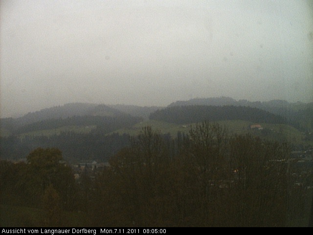 Webcam-Bild: Aussicht vom Dorfberg in Langnau 20111107-080500