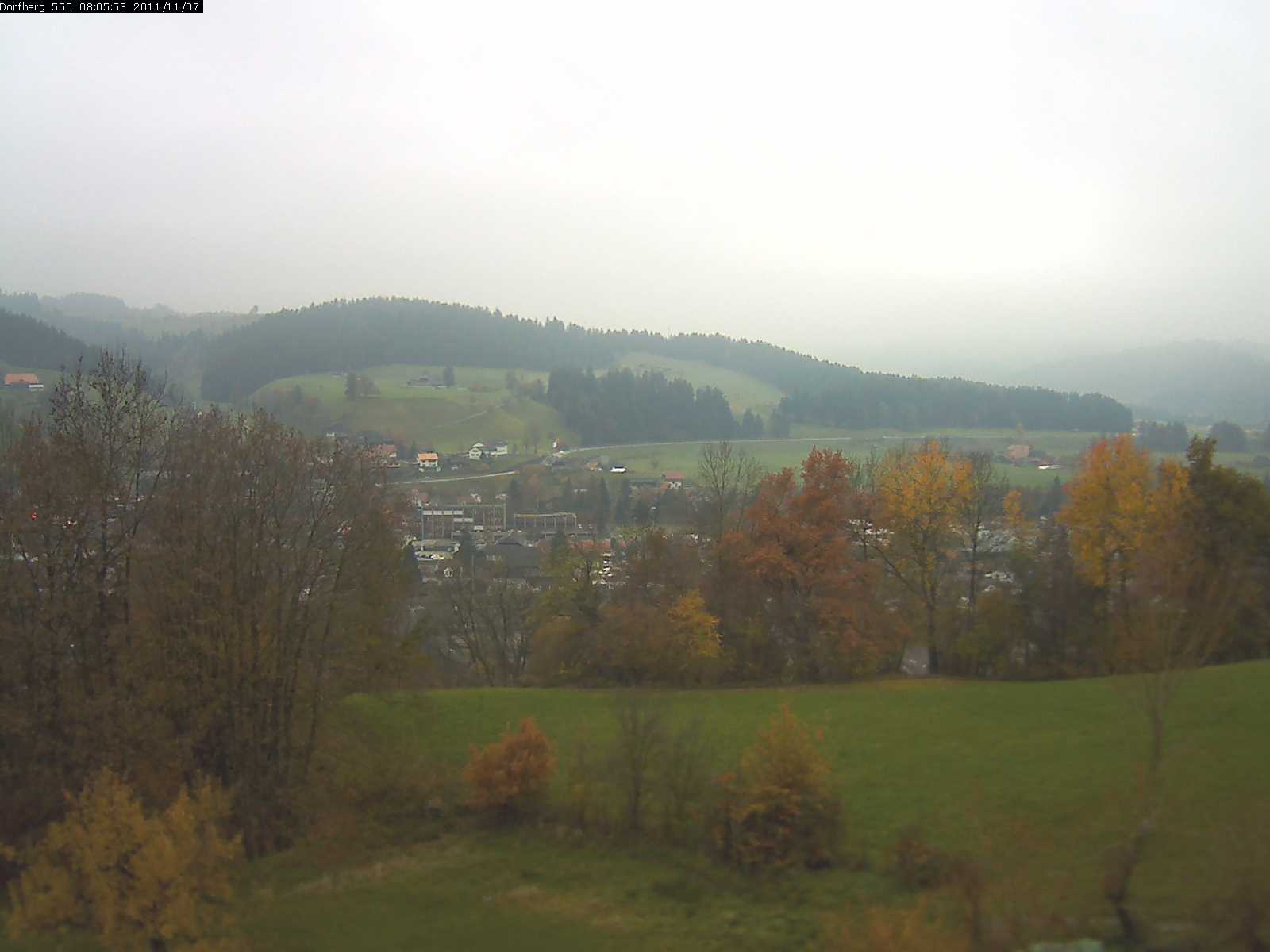 Webcam-Bild: Aussicht vom Dorfberg in Langnau 20111107-080600