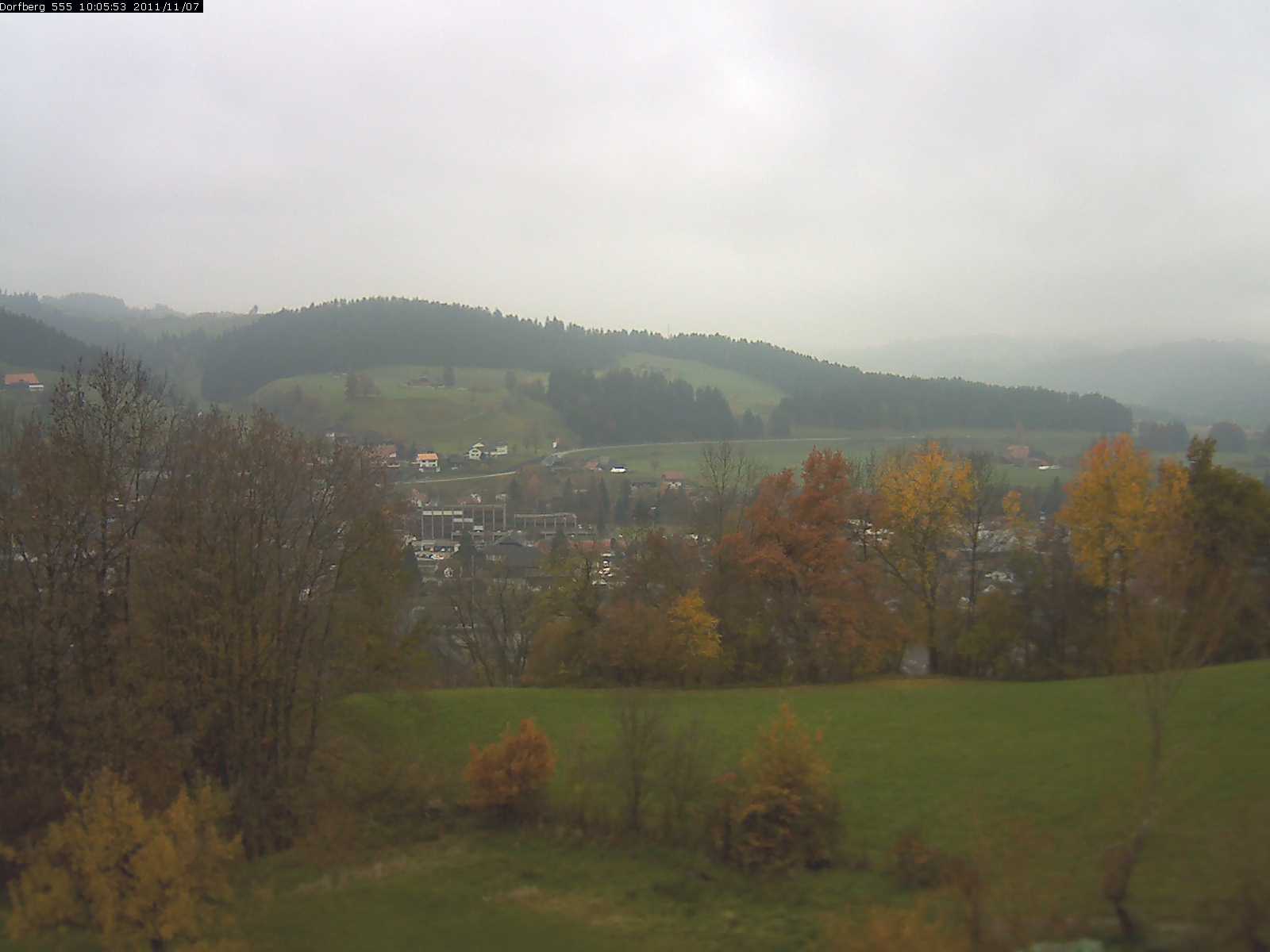 Webcam-Bild: Aussicht vom Dorfberg in Langnau 20111107-100600
