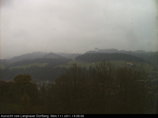 Webcam-Bild: Aussicht vom Dorfberg in Langnau 20111107-150500