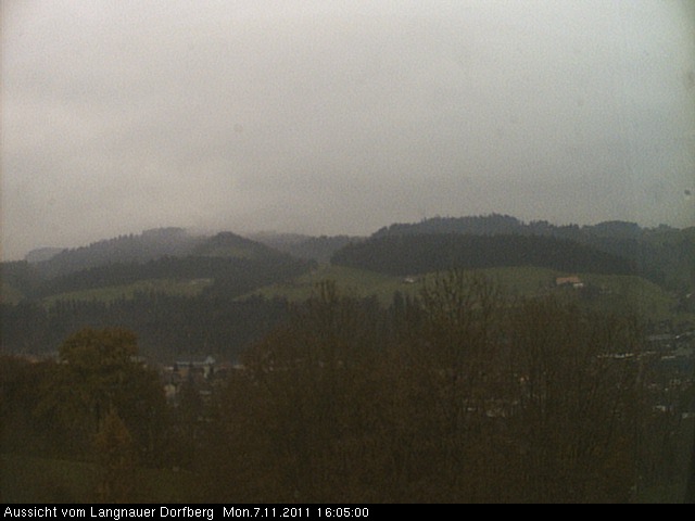 Webcam-Bild: Aussicht vom Dorfberg in Langnau 20111107-160500