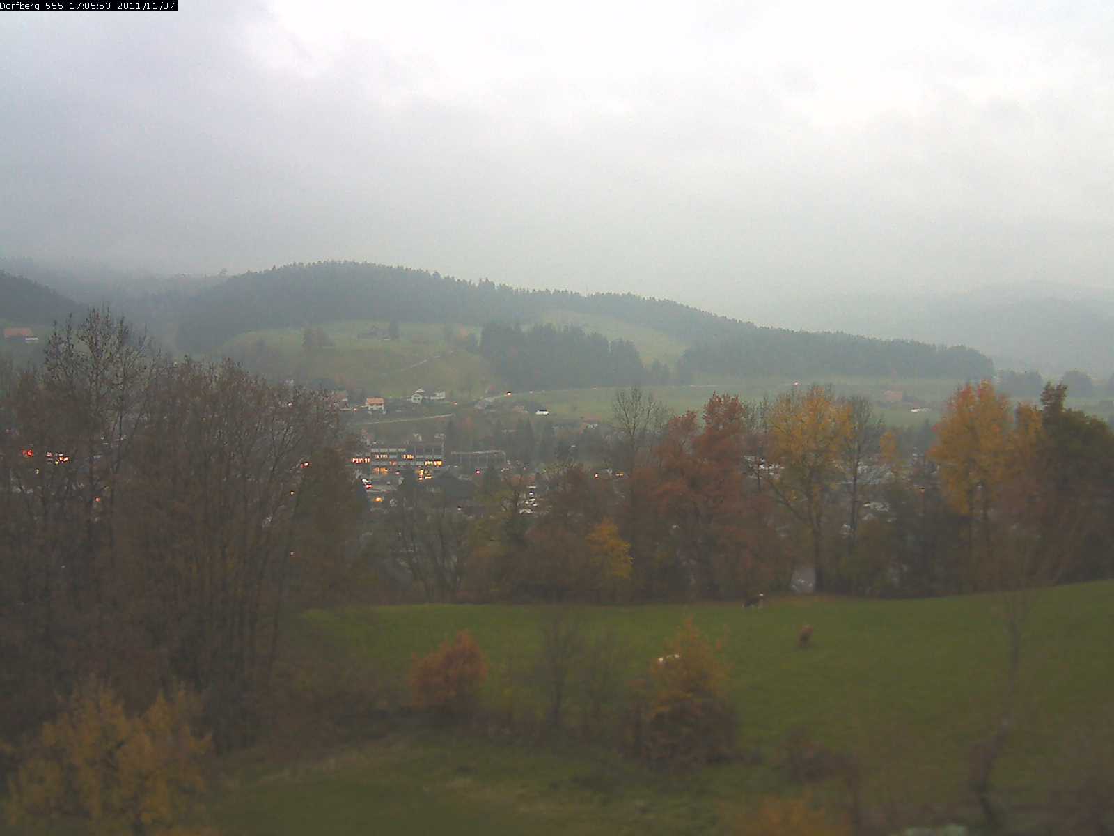Webcam-Bild: Aussicht vom Dorfberg in Langnau 20111107-170600