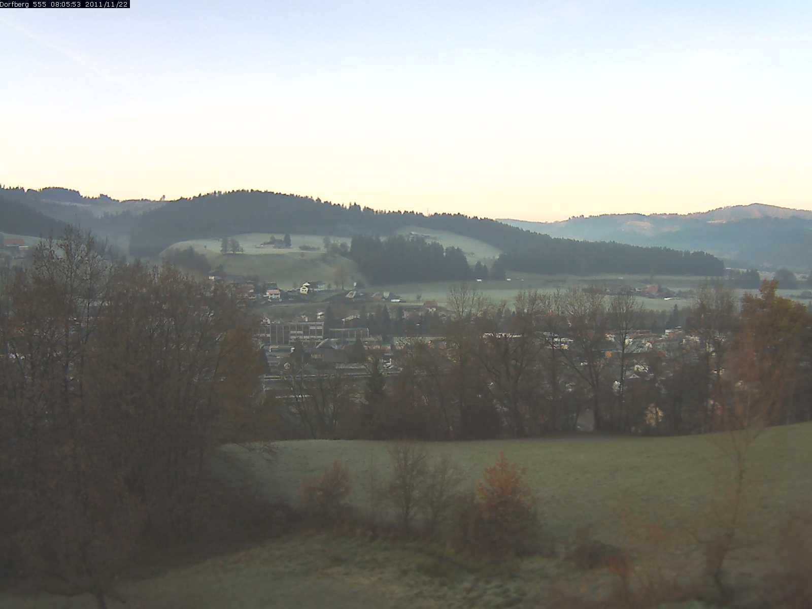 Webcam-Bild: Aussicht vom Dorfberg in Langnau 20111122-080600