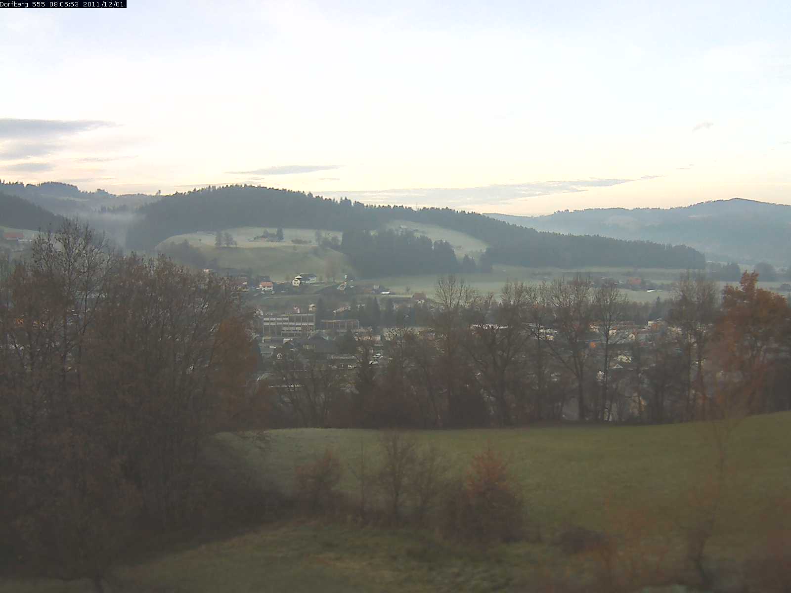 Webcam-Bild: Aussicht vom Dorfberg in Langnau 20111201-080600