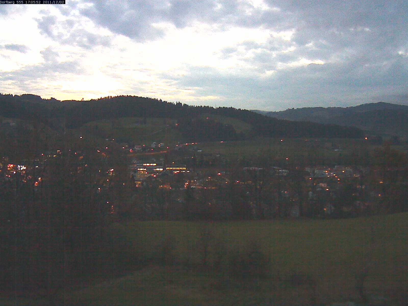 Webcam-Bild: Aussicht vom Dorfberg in Langnau 20111202-170600