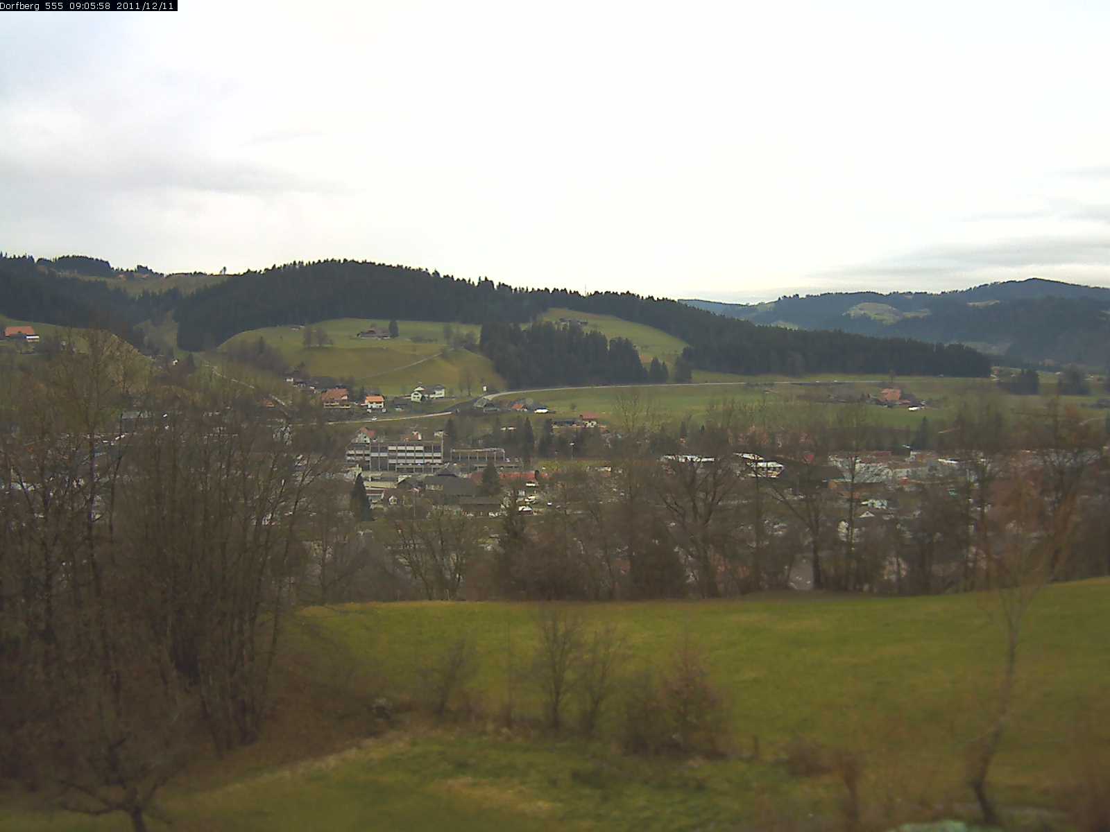 Webcam-Bild: Aussicht vom Dorfberg in Langnau 20111211-090600