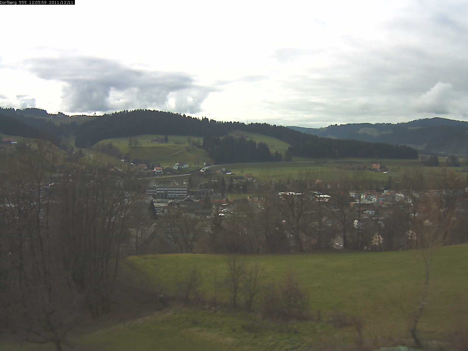 Webcam-Bild: Aussicht vom Dorfberg in Langnau 20111211-120600