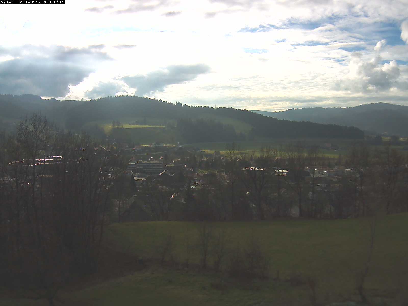 Webcam-Bild: Aussicht vom Dorfberg in Langnau 20111211-140600