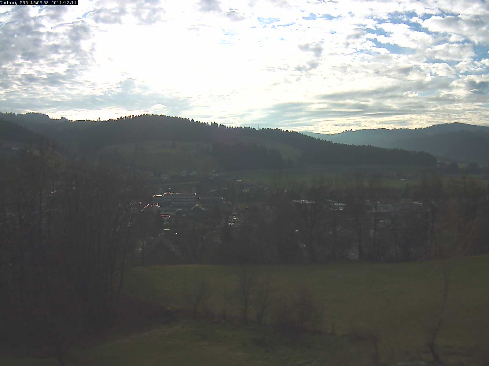 Webcam-Bild: Aussicht vom Dorfberg in Langnau 20111211-150600