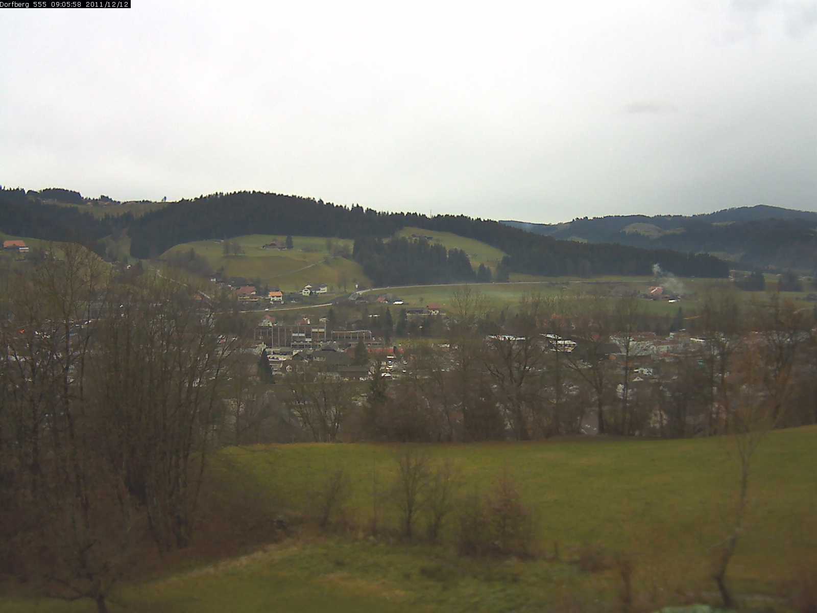 Webcam-Bild: Aussicht vom Dorfberg in Langnau 20111212-090600