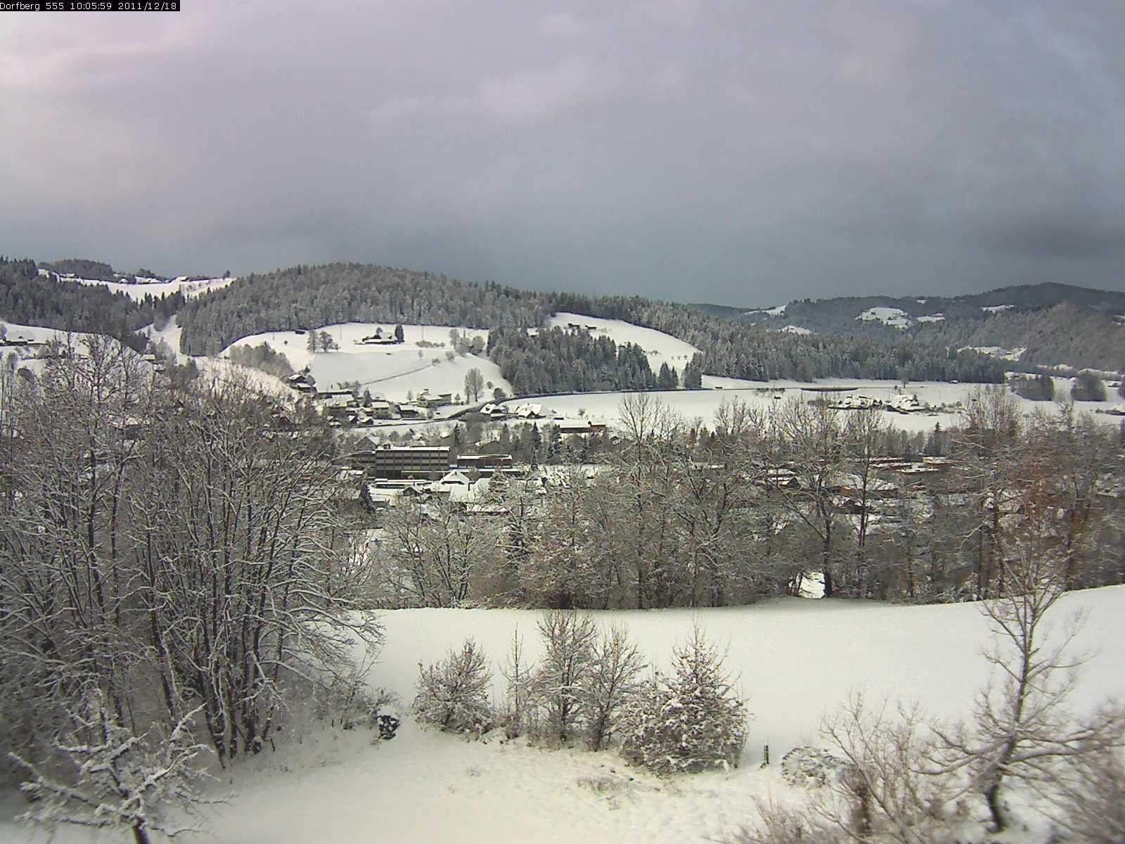 Webcam-Bild: Aussicht vom Dorfberg in Langnau 20111218-100600