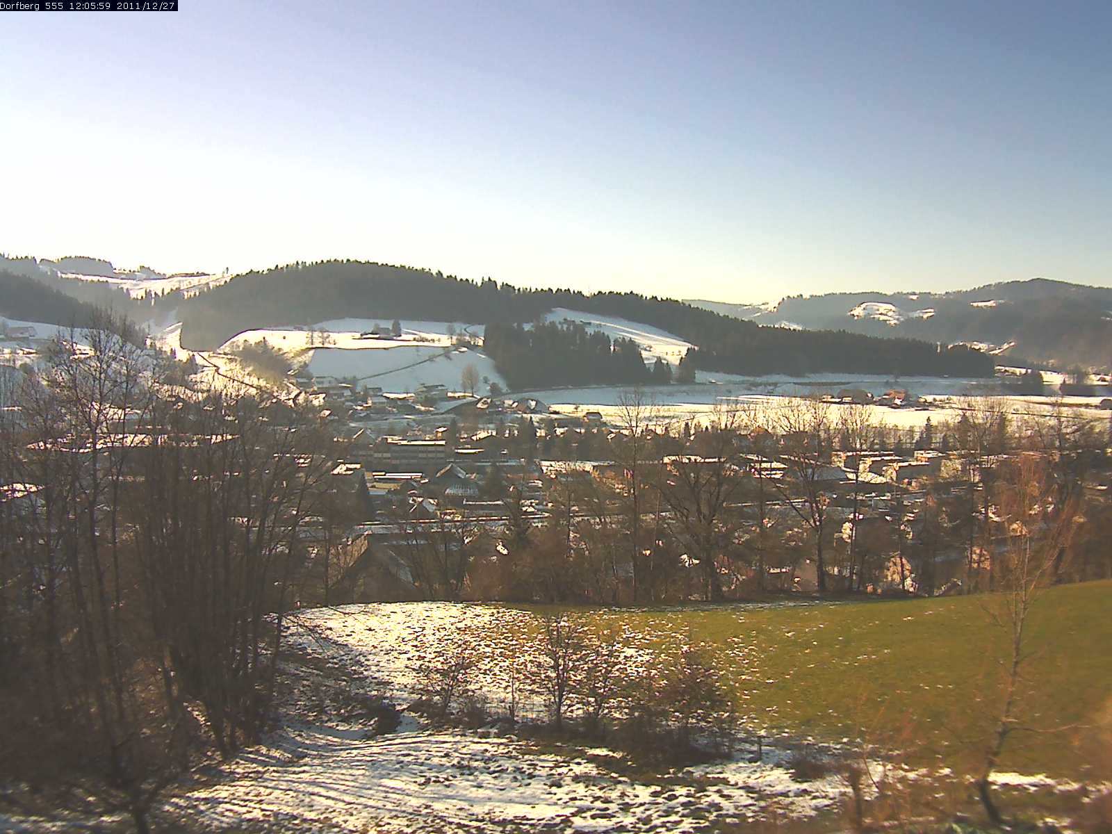 Webcam-Bild: Aussicht vom Dorfberg in Langnau 20111227-120600