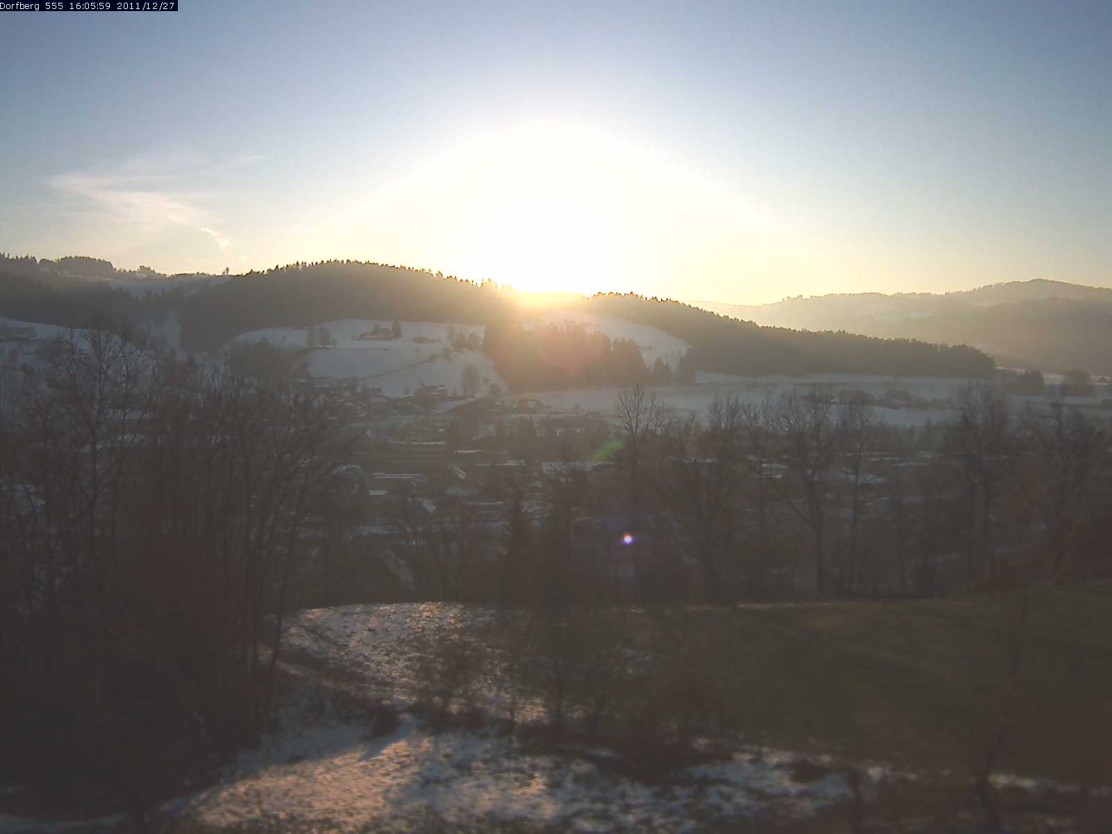 Webcam-Bild: Aussicht vom Dorfberg in Langnau 20111227-160600