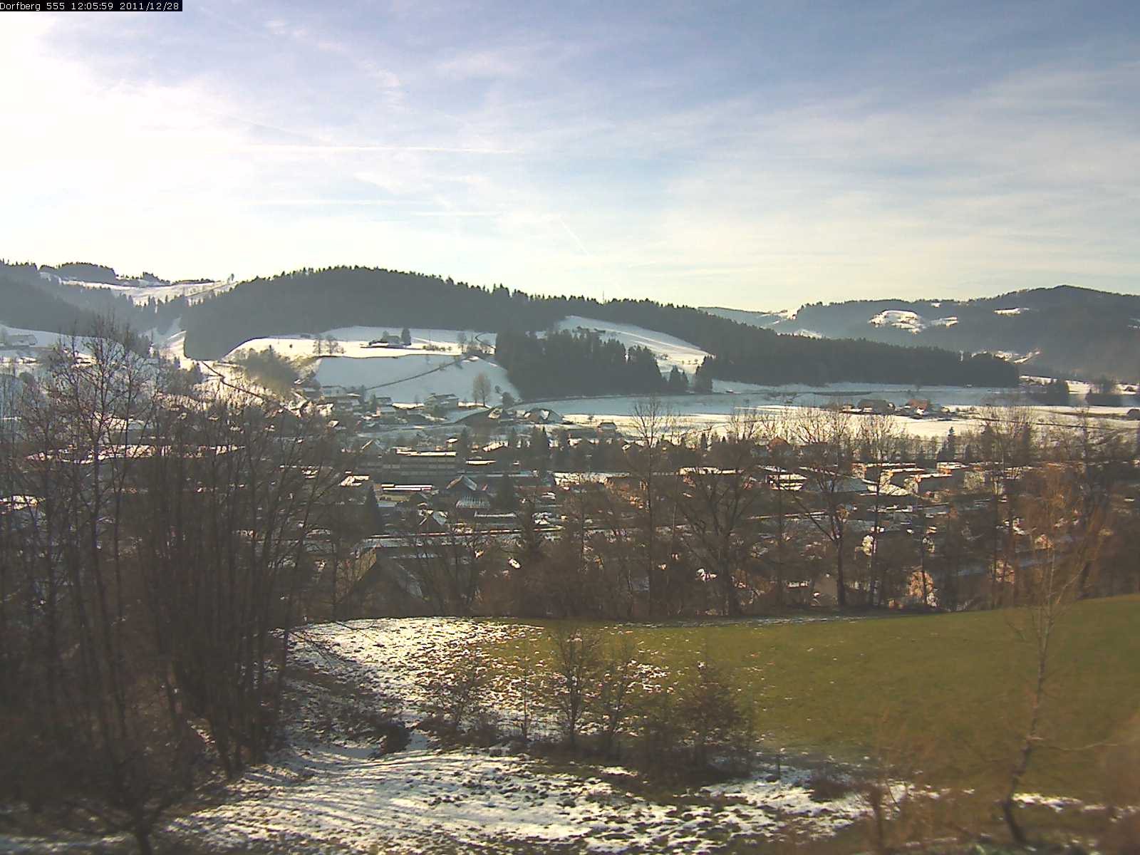 Webcam-Bild: Aussicht vom Dorfberg in Langnau 20111228-120600