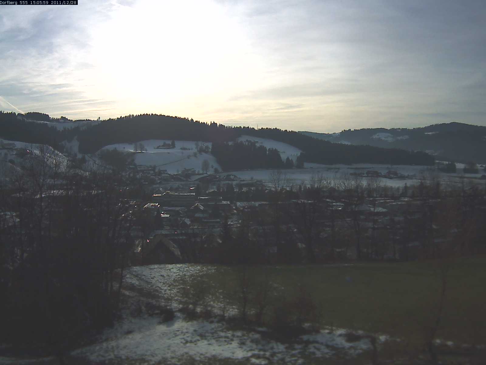 Webcam-Bild: Aussicht vom Dorfberg in Langnau 20111228-150600