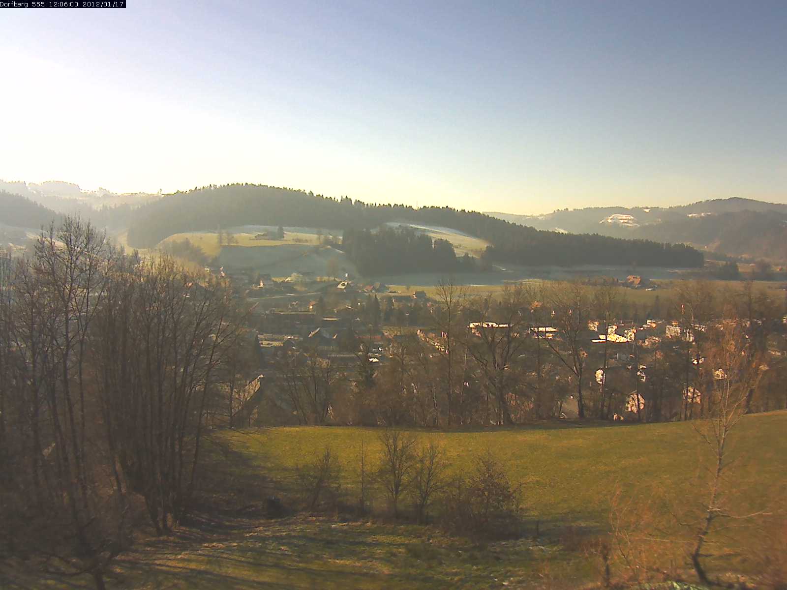 Webcam-Bild: Aussicht vom Dorfberg in Langnau 20120117-120600