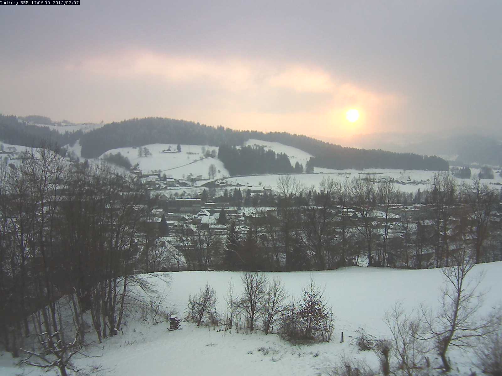 Webcam-Bild: Aussicht vom Dorfberg in Langnau 20120207-170600