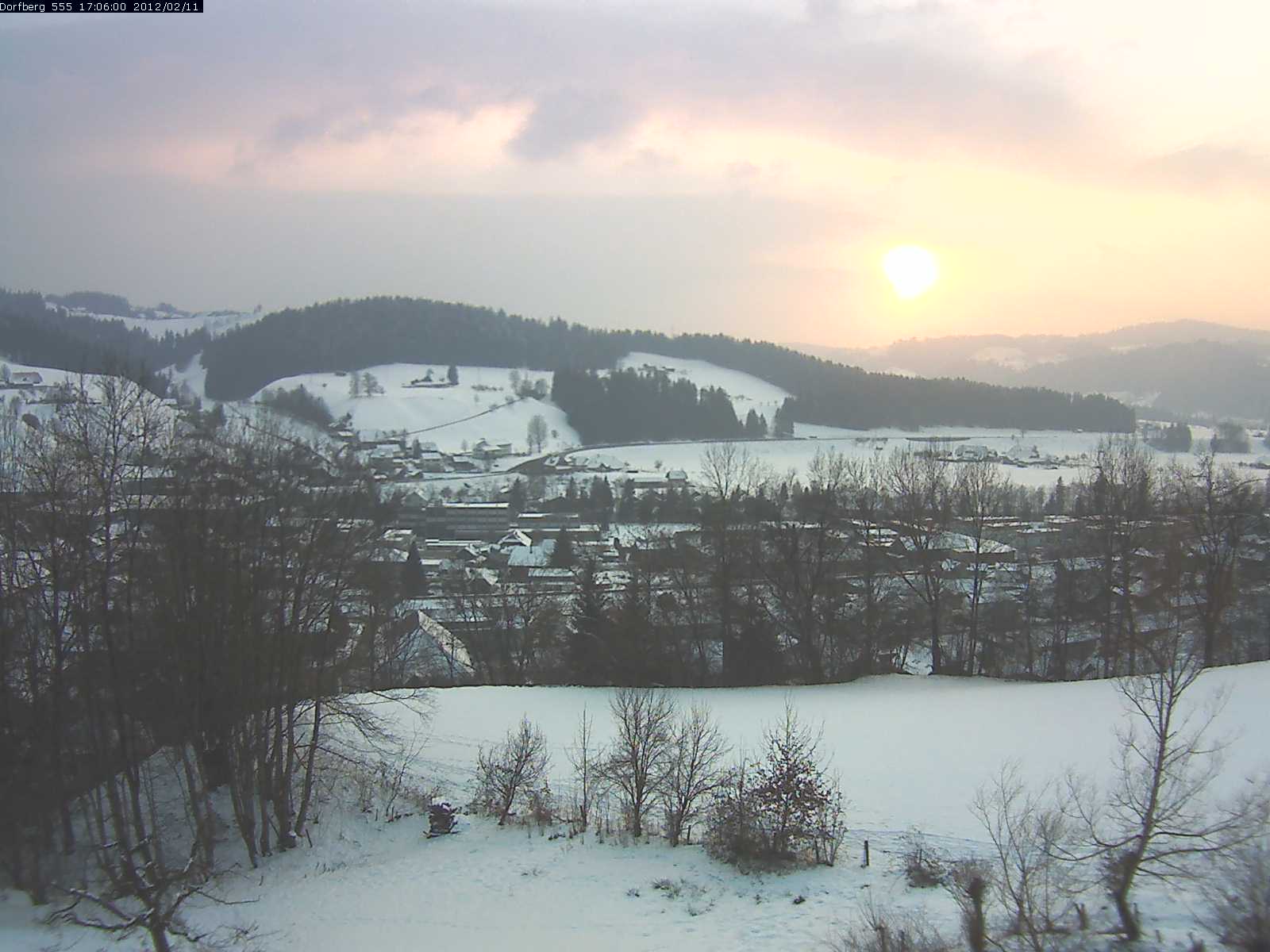 Webcam-Bild: Aussicht vom Dorfberg in Langnau 20120211-170600