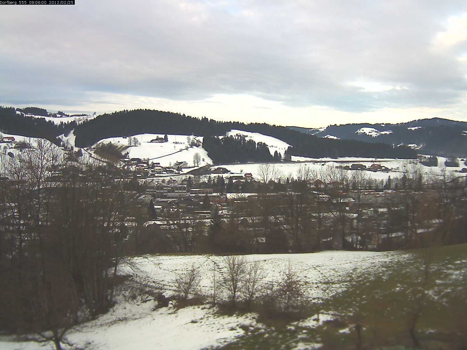 Webcam-Bild: Aussicht vom Dorfberg in Langnau 20120225-080600