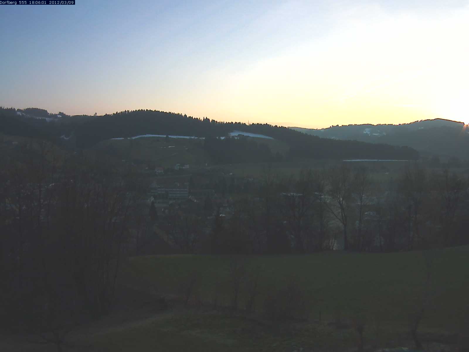 Webcam-Bild: Aussicht vom Dorfberg in Langnau 20120309-180600