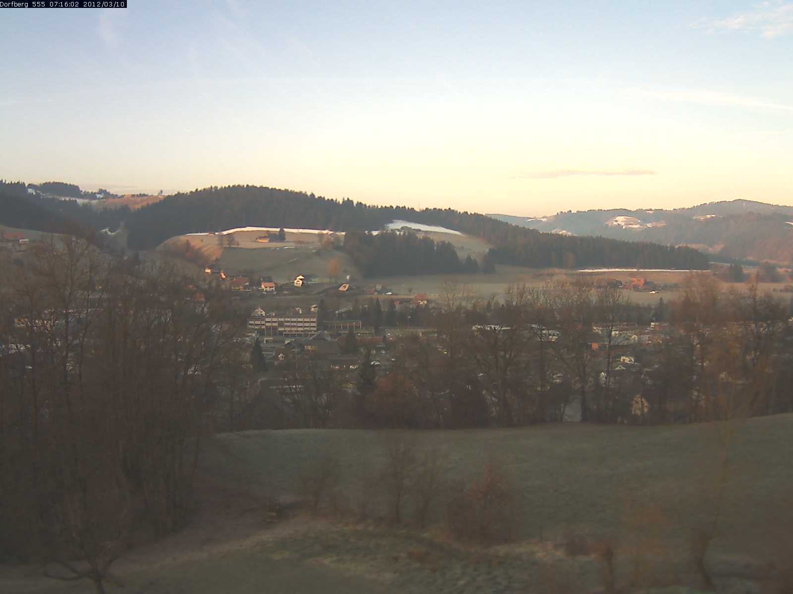 Webcam-Bild: Aussicht vom Dorfberg in Langnau 20120310-071600
