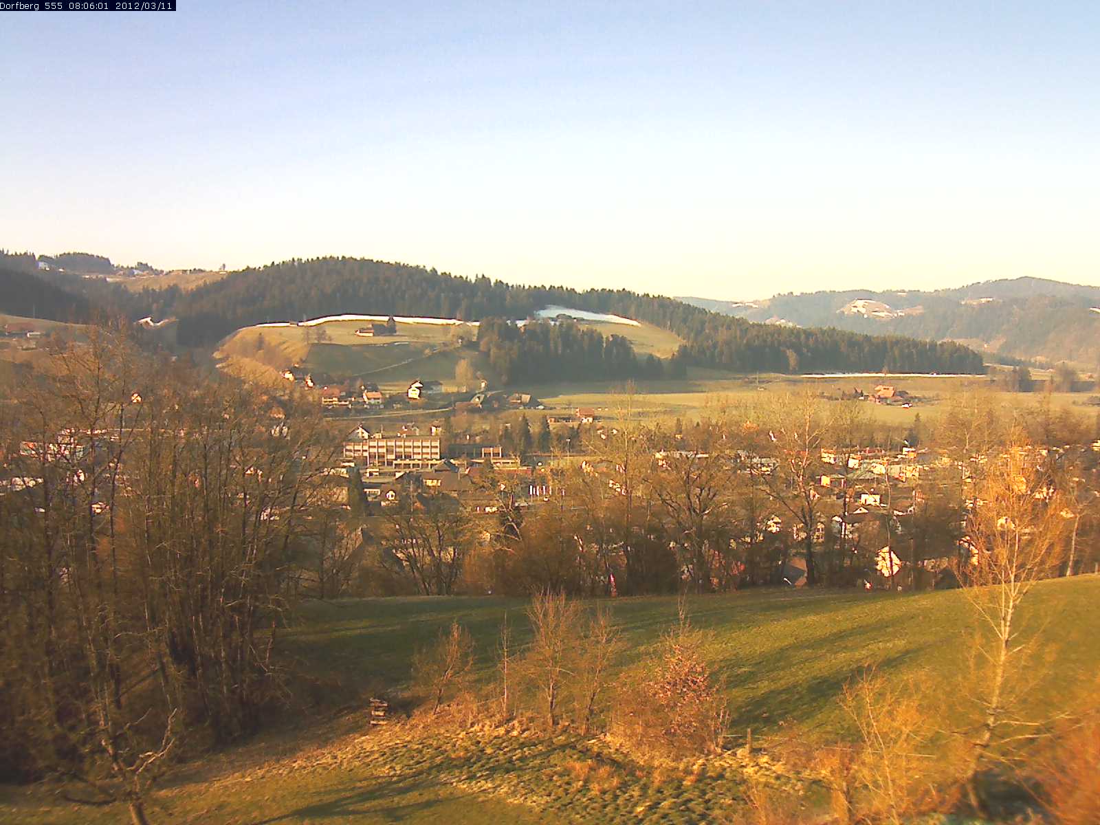 Webcam-Bild: Aussicht vom Dorfberg in Langnau 20120311-080600