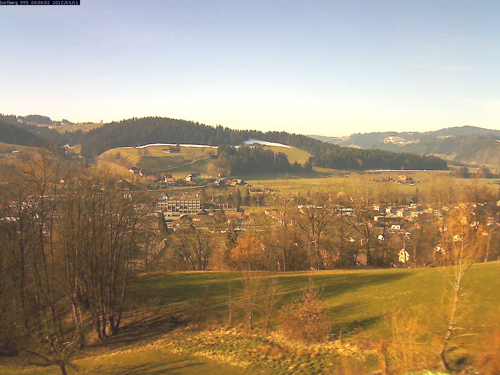 Webcam-Bild: Aussicht vom Dorfberg in Langnau 20120311-090600