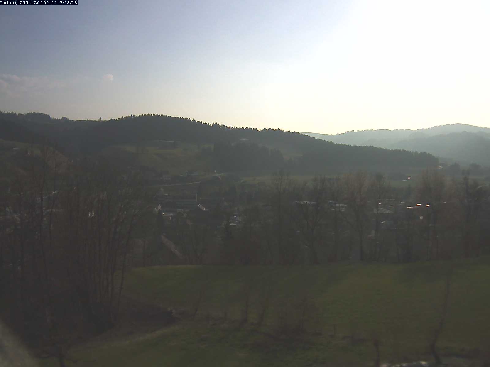Webcam-Bild: Aussicht vom Dorfberg in Langnau 20120323-170600