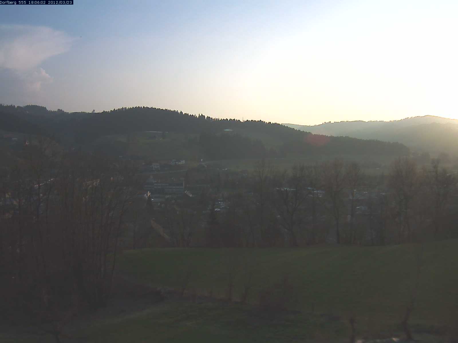 Webcam-Bild: Aussicht vom Dorfberg in Langnau 20120323-180600