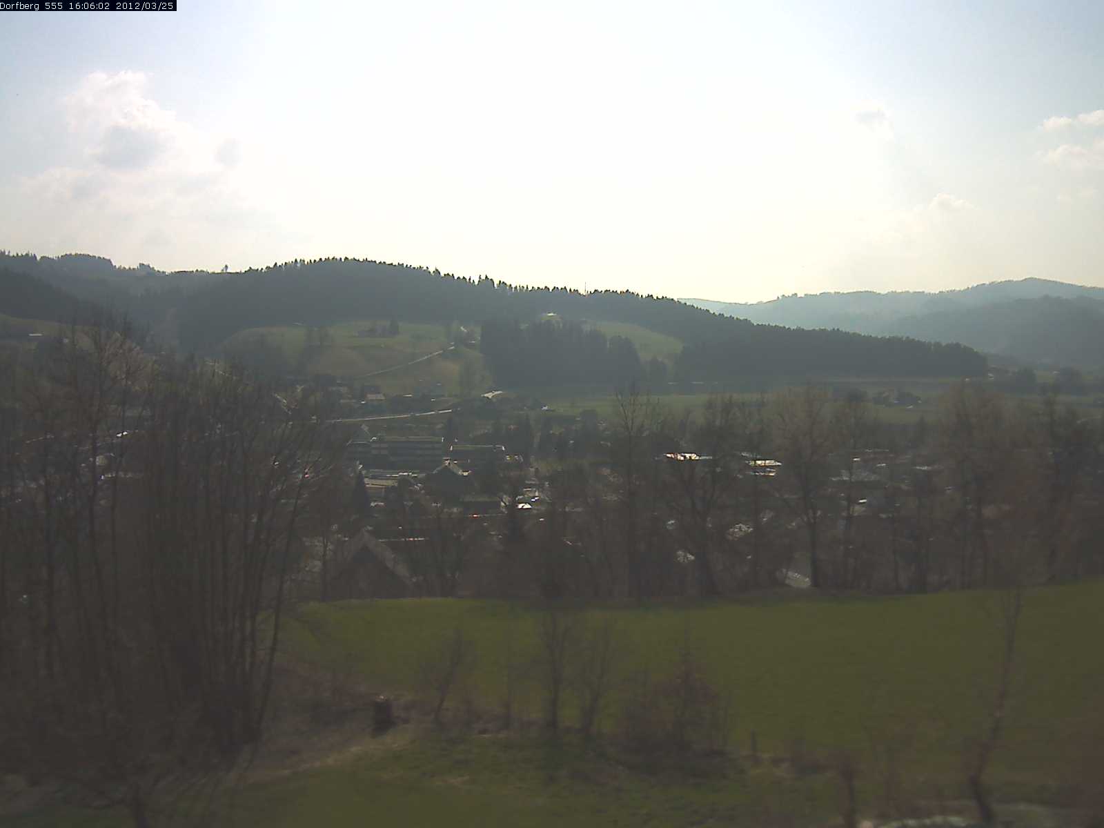 Webcam-Bild: Aussicht vom Dorfberg in Langnau 20120325-160600