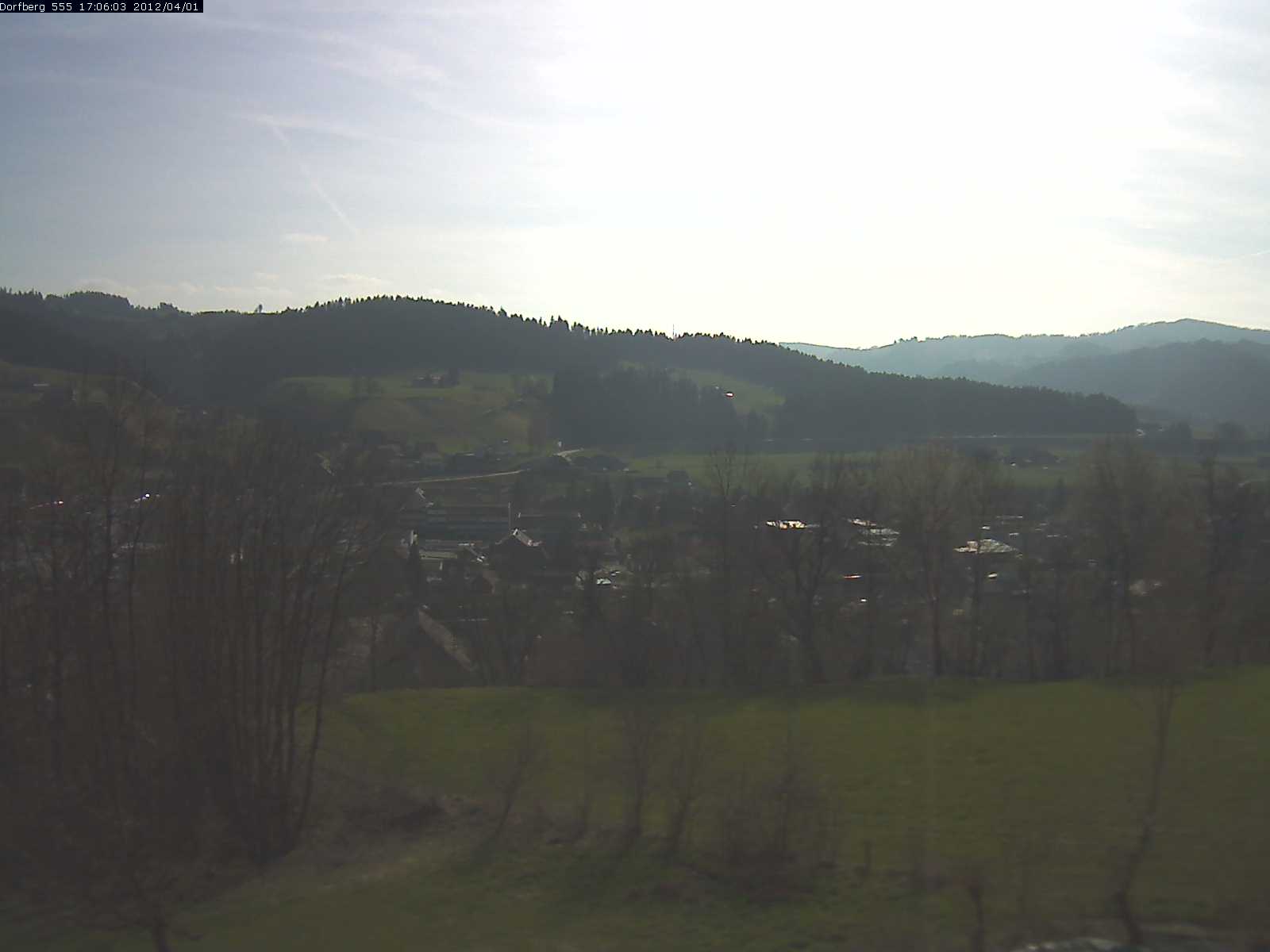 Webcam-Bild: Aussicht vom Dorfberg in Langnau 20120401-170600