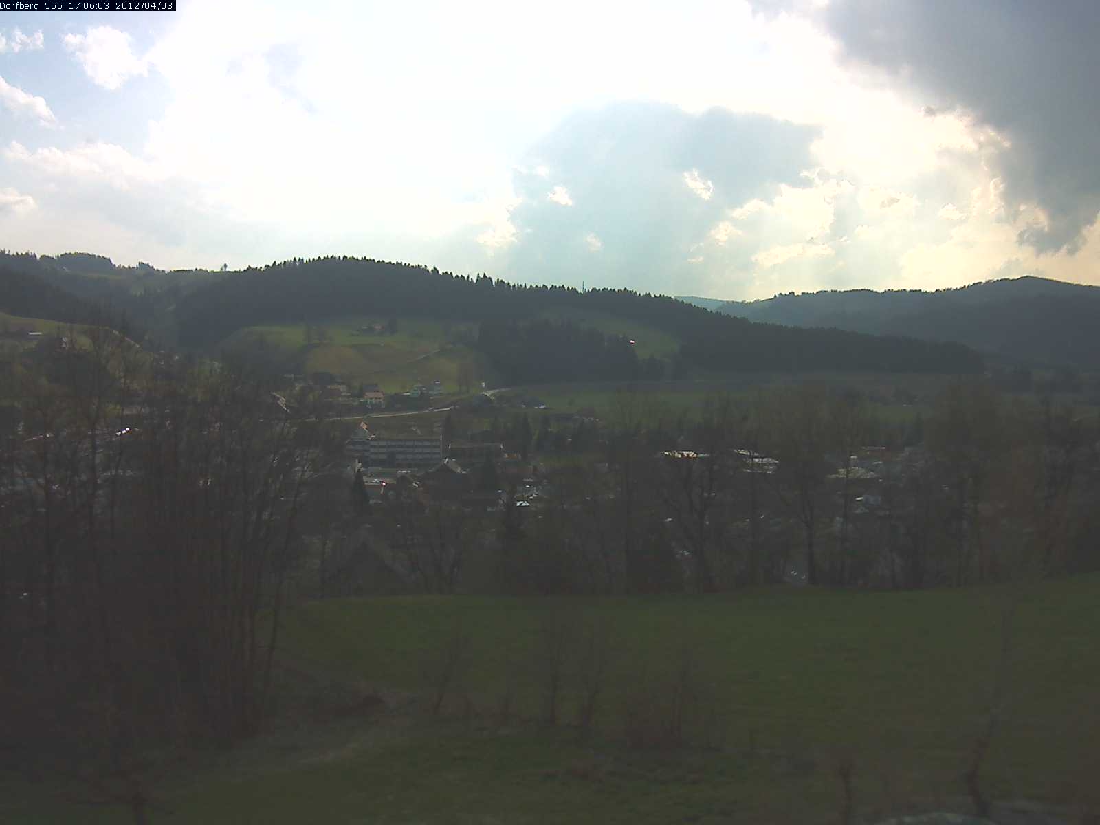 Webcam-Bild: Aussicht vom Dorfberg in Langnau 20120403-170600