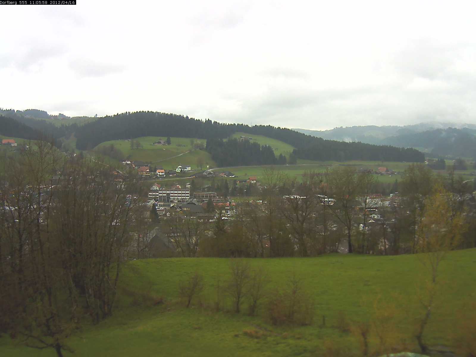 Webcam-Bild: Aussicht vom Dorfberg in Langnau 20120416-110600