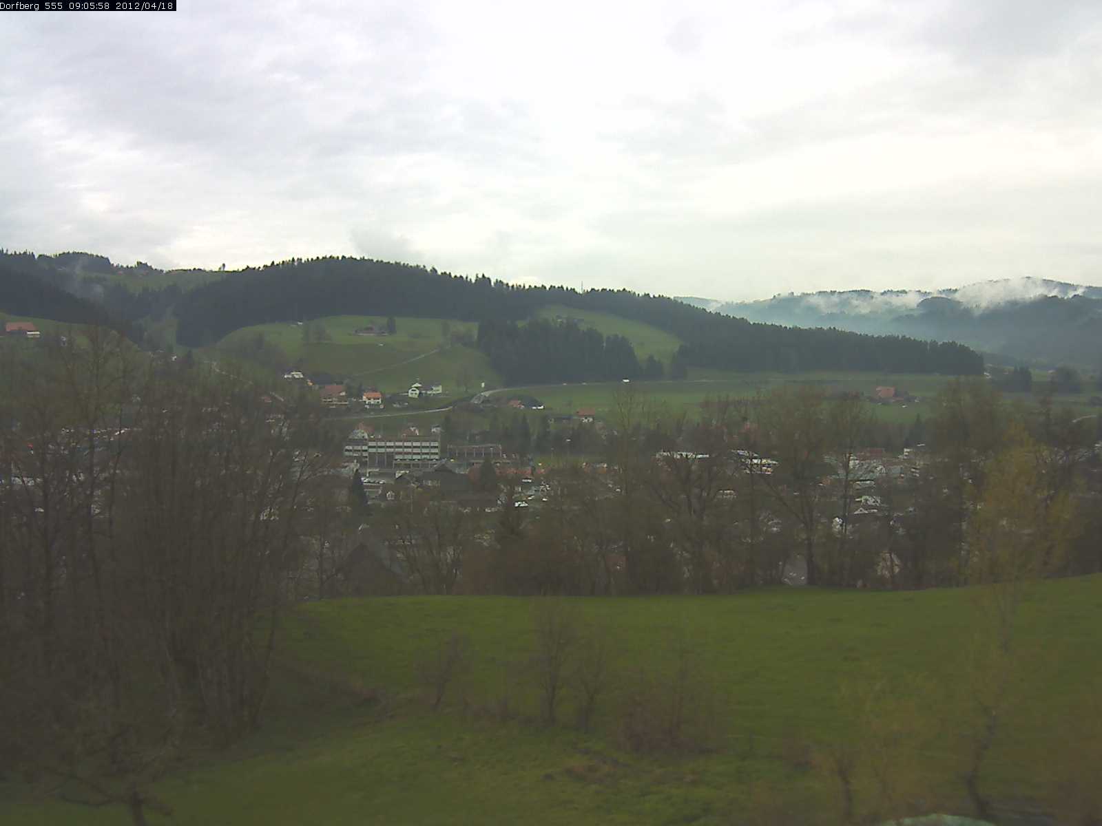Webcam-Bild: Aussicht vom Dorfberg in Langnau 20120418-090600