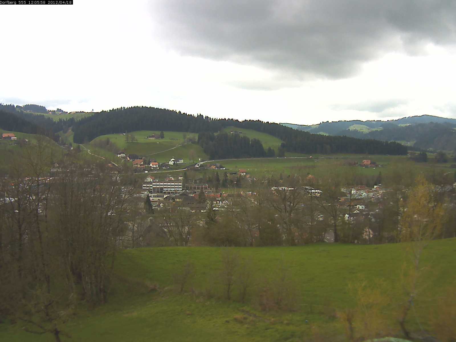 Webcam-Bild: Aussicht vom Dorfberg in Langnau 20120418-120600