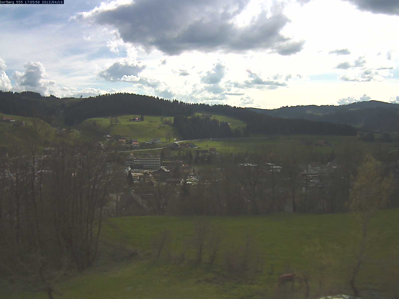 Webcam-Bild: Aussicht vom Dorfberg in Langnau 20120418-170600