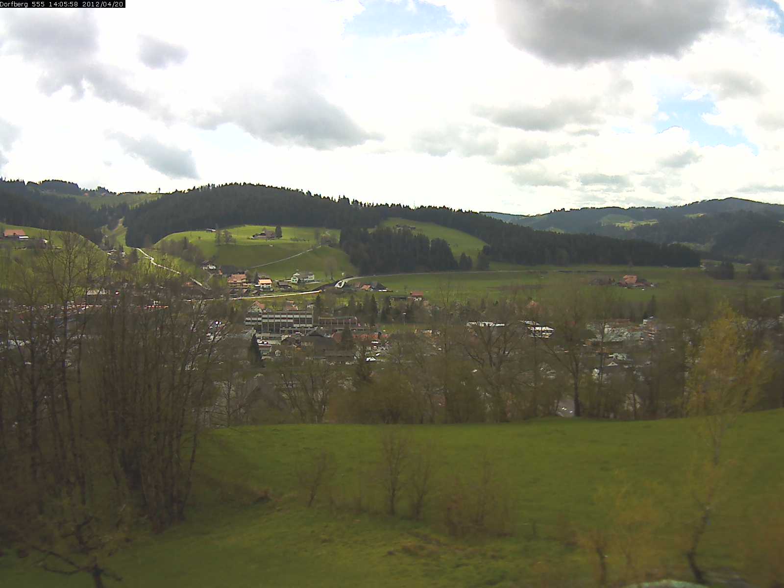 Webcam-Bild: Aussicht vom Dorfberg in Langnau 20120420-140600