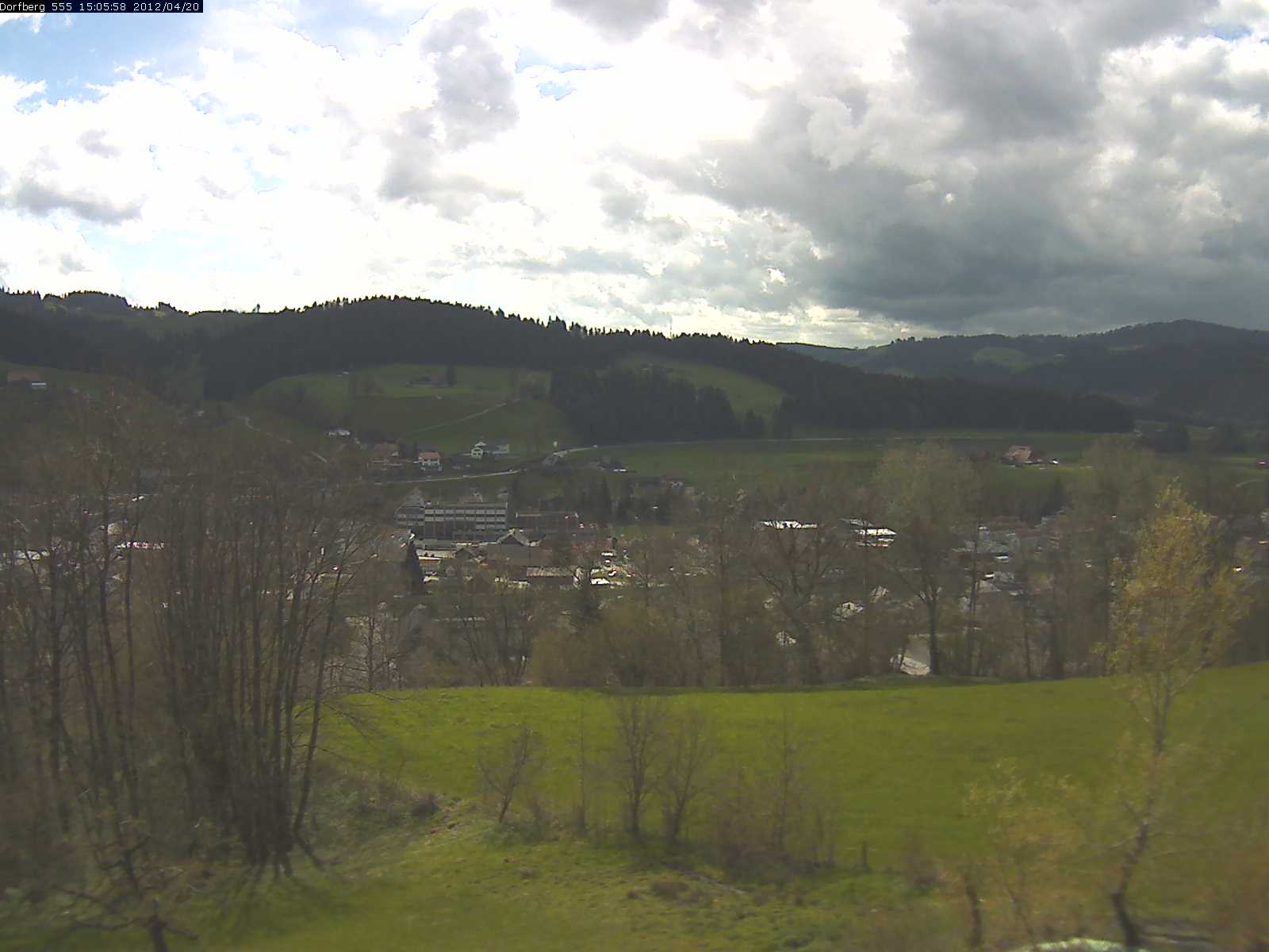 Webcam-Bild: Aussicht vom Dorfberg in Langnau 20120420-150600
