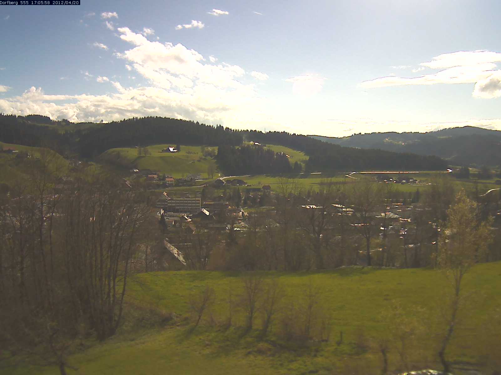 Webcam-Bild: Aussicht vom Dorfberg in Langnau 20120420-170600