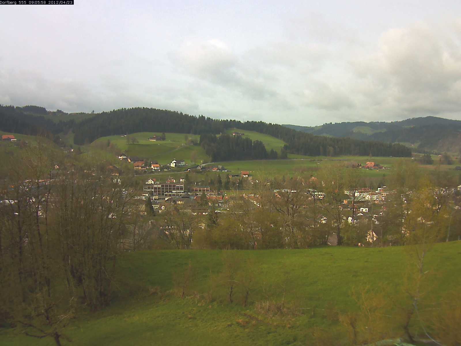 Webcam-Bild: Aussicht vom Dorfberg in Langnau 20120423-090600