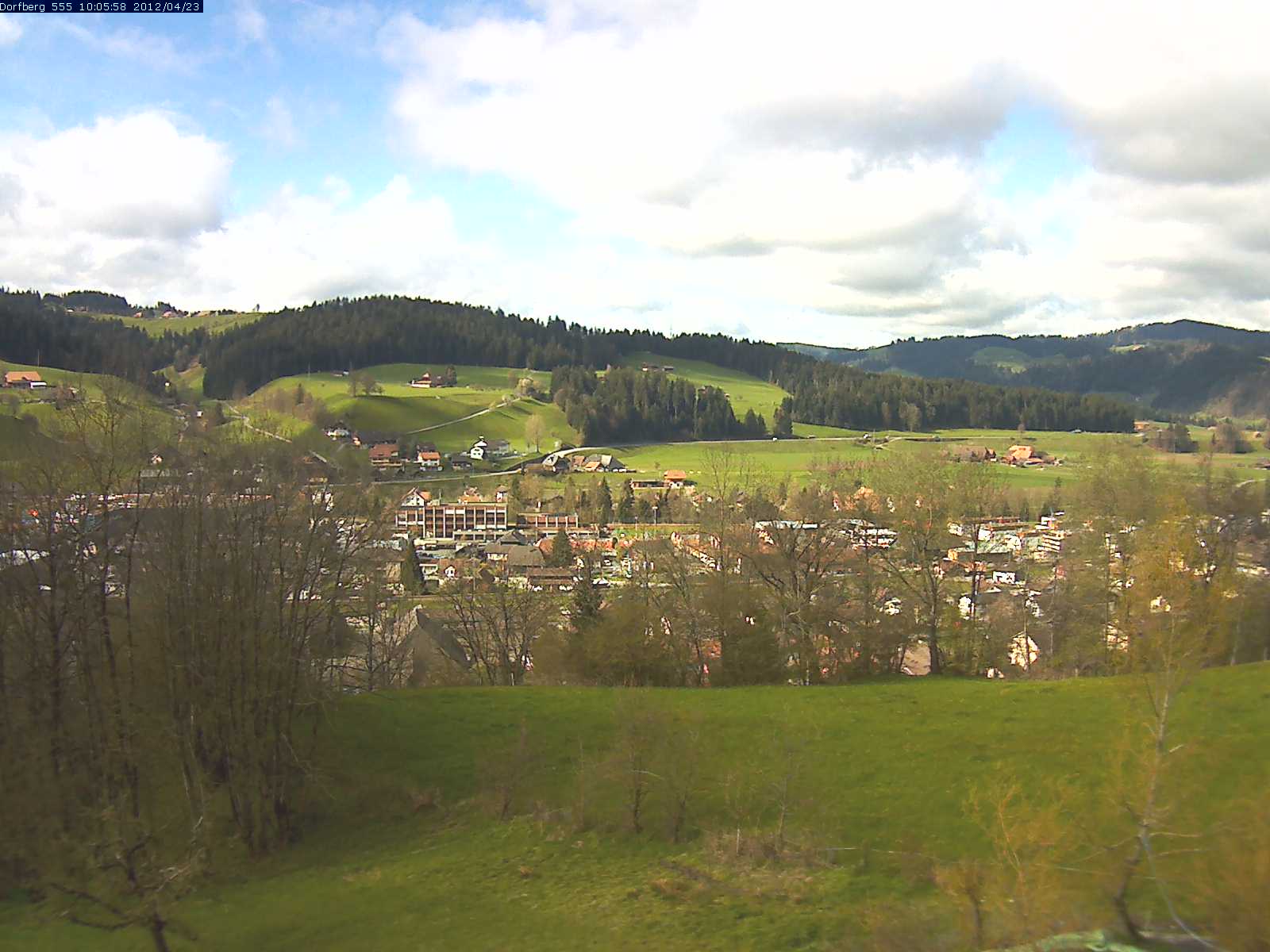 Webcam-Bild: Aussicht vom Dorfberg in Langnau 20120423-100600