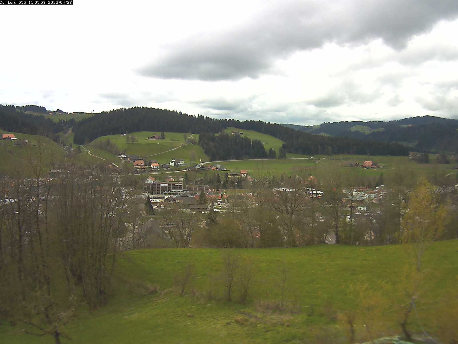 Webcam-Bild: Aussicht vom Dorfberg in Langnau 20120423-110600