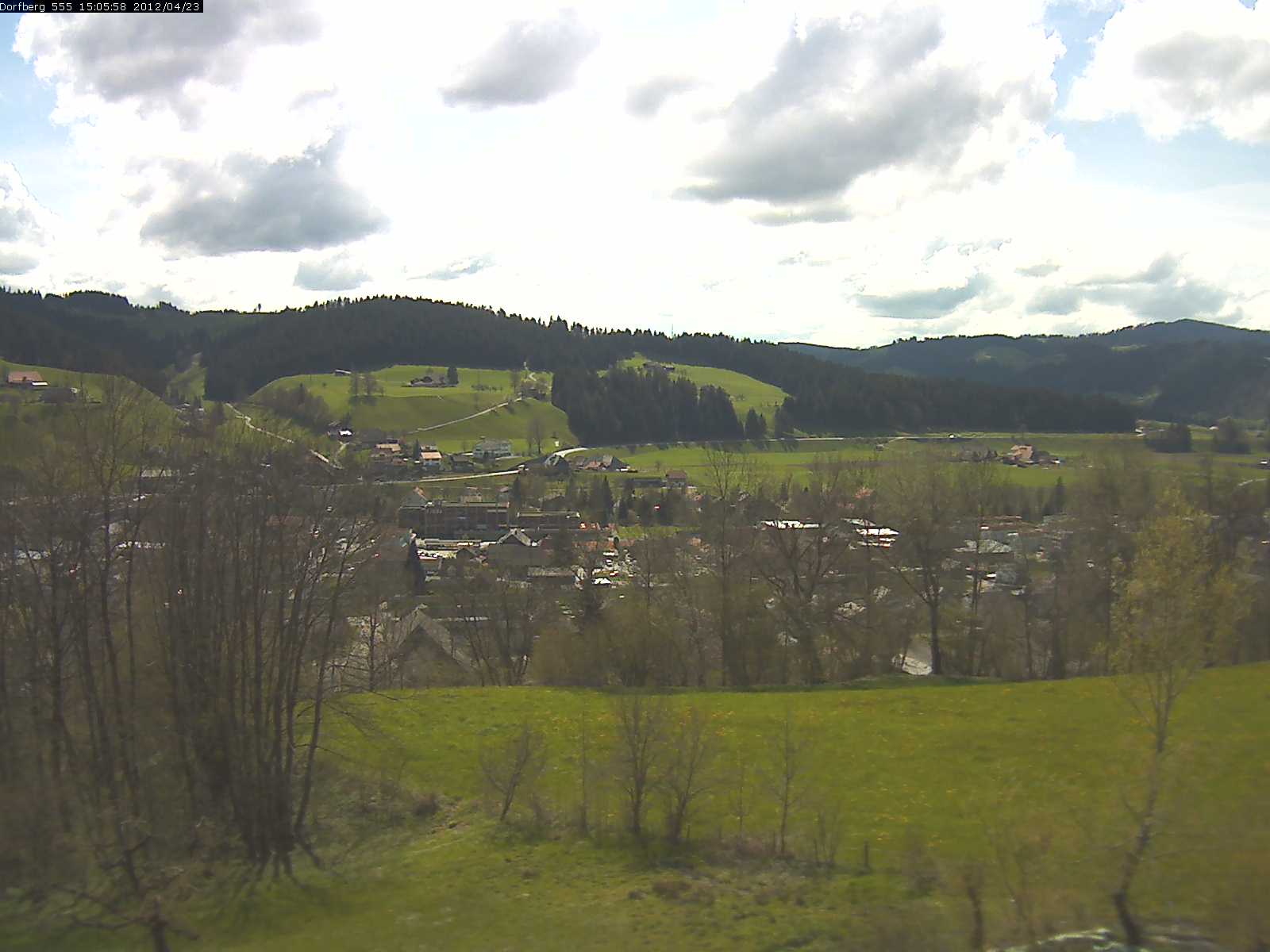 Webcam-Bild: Aussicht vom Dorfberg in Langnau 20120423-150600