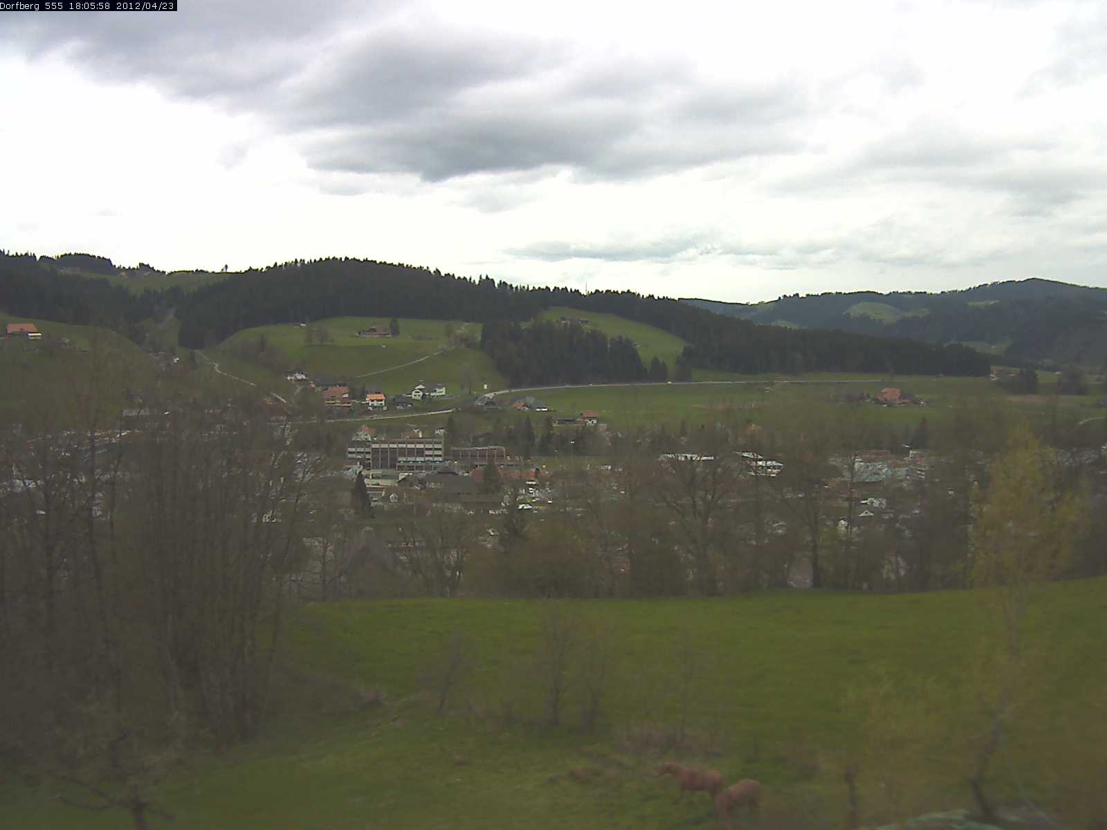 Webcam-Bild: Aussicht vom Dorfberg in Langnau 20120423-180600