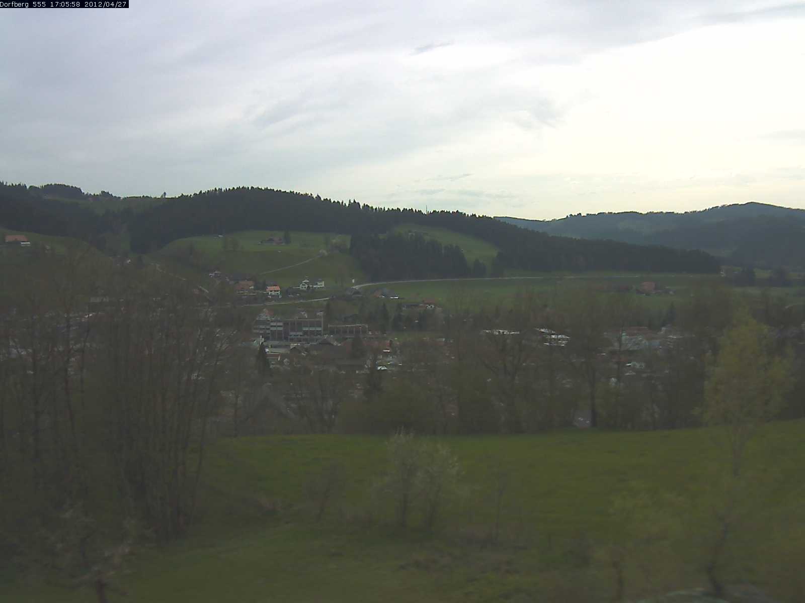 Webcam-Bild: Aussicht vom Dorfberg in Langnau 20120427-170600